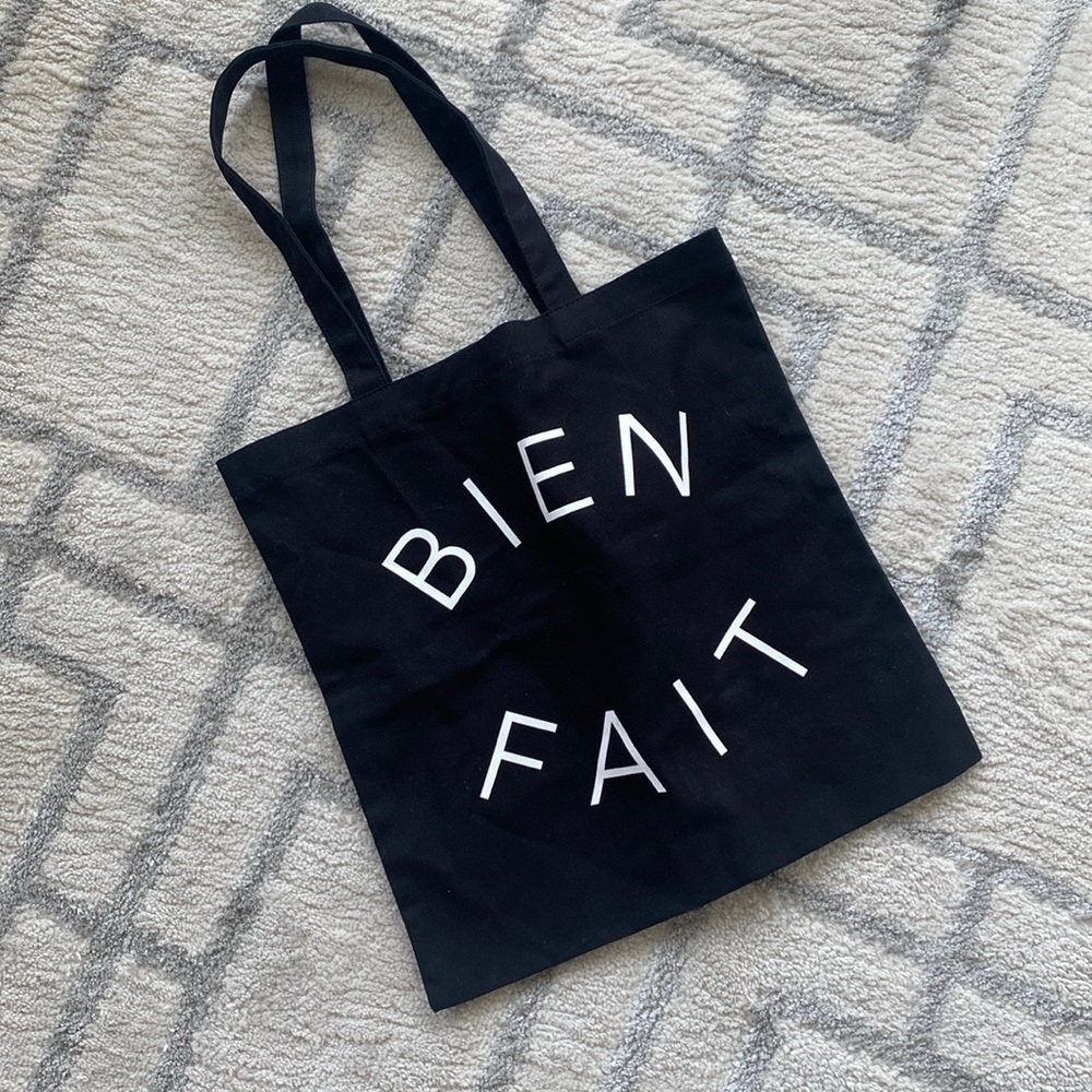 2 MadeWell Bien Fait black & white canvas tote bags - Picture 8 of 9